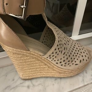 Marc Fisher perforated Hesina wedge